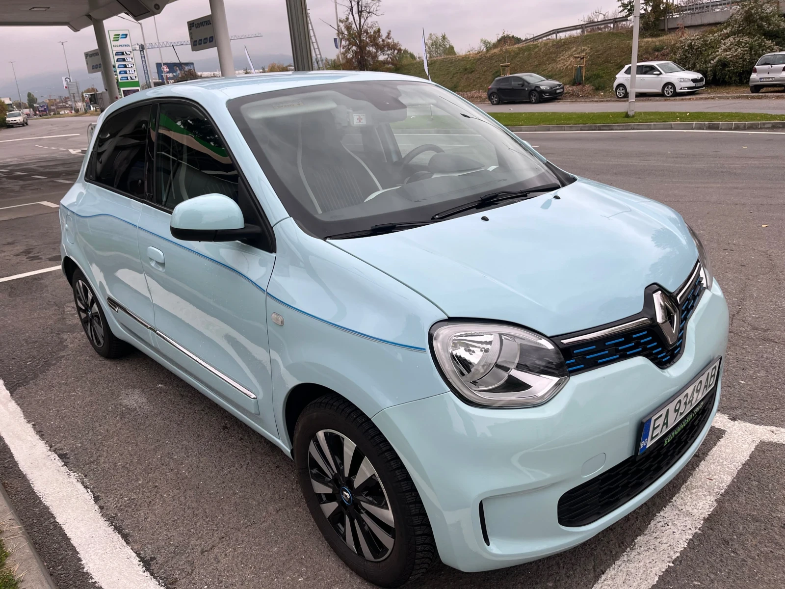 Renault Twingo 2021 год. 82 кс., снимка 3 - Автомобили и джипове - 56686967