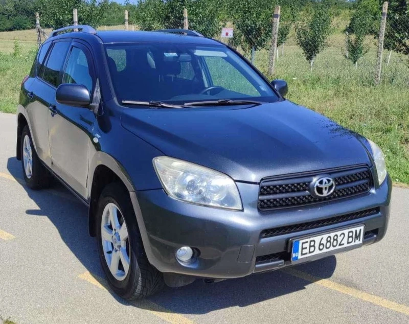 Toyota Rav4 2.2дизел//136к.с., снимка 2 - Автомобили и джипове - 46522804