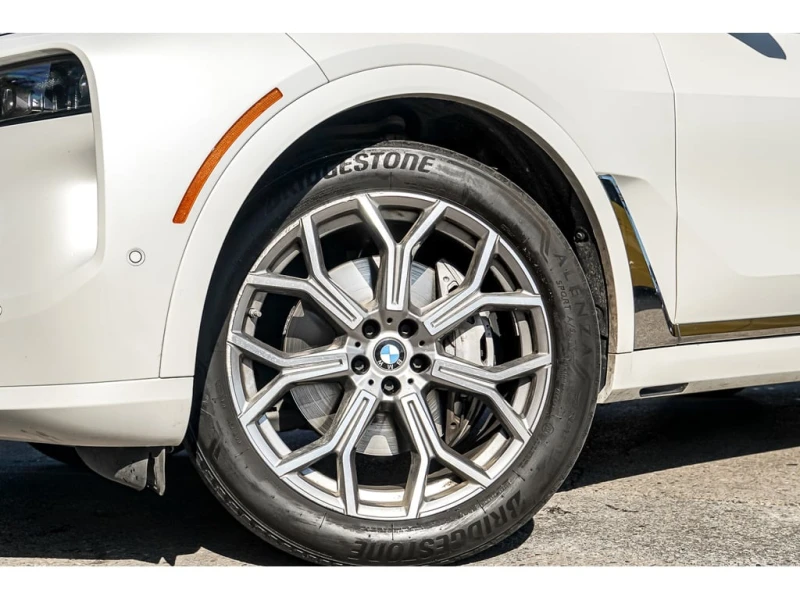 BMW X7 2023 XDRIVE40i 7 PASS 360 CAM * CARFAX* , снимка 5 - Автомобили и джипове - 52900005