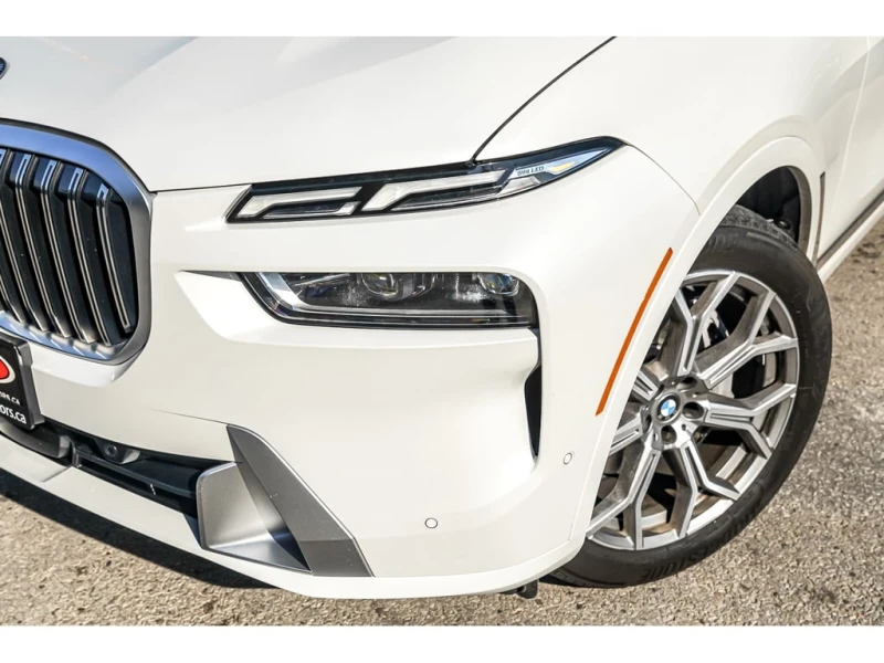BMW X7 2023 XDRIVE40i 7 PASS 360 CAM * CARFAX* , снимка 4 - Автомобили и джипове - 52900005