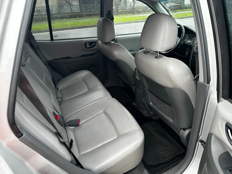 Hyundai Santa fe 2.4 бензин, снимка 9 - Автомобили и джипове - 53250421