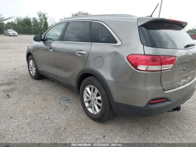 Kia Sorento 3.3L LX, снимка 3 - Автомобили и джипове - 47142145