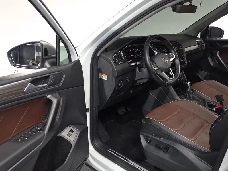 VW Tiguan 2.0 TSI Prestige| 180к.с.| ВКЛ.ТЕХНОТЕСТ, снимка 10 - Автомобили и джипове - 55098040