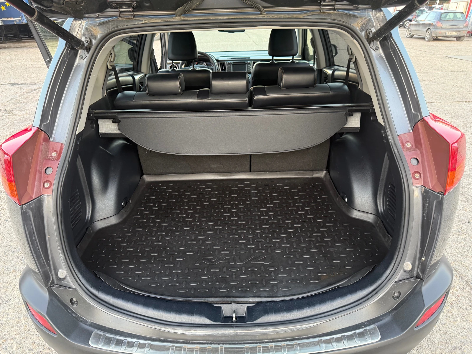 Toyota Rav4 2.2 D4D AWD | Mobile.bg   16