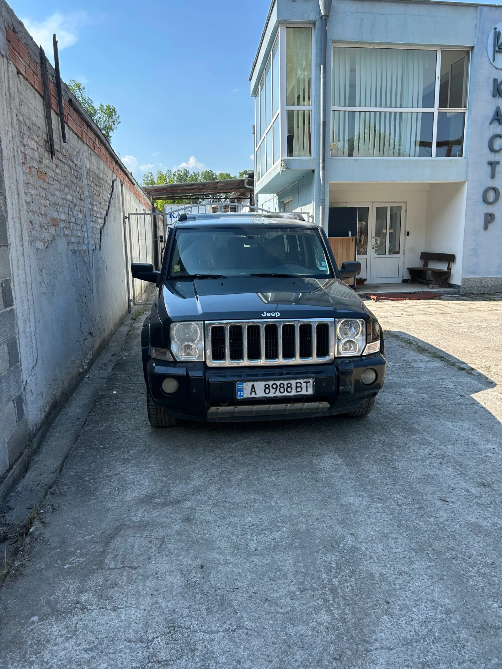 Jeep Commander  - изображение 2