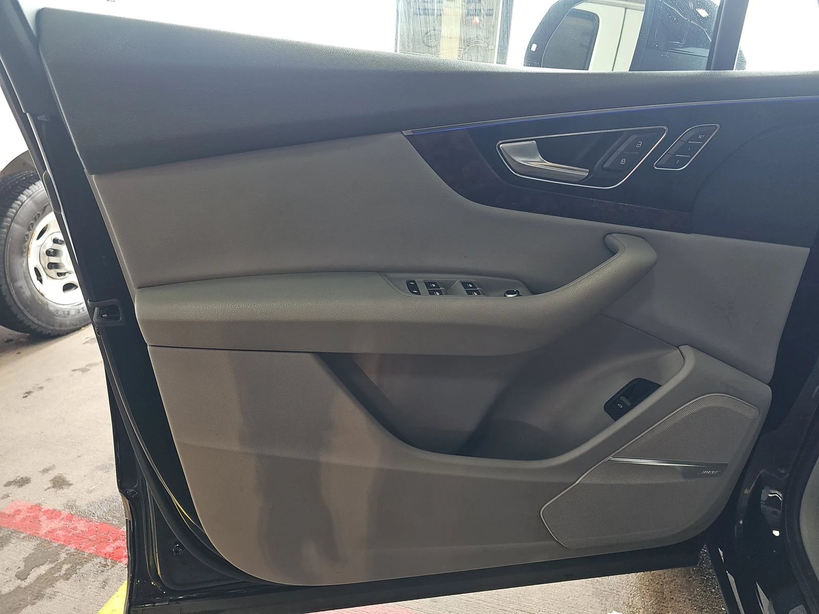 Audi Q7 PRESTIGE Обдух* BOSE* 360* Head-Up* Дистроник*  - изображение 7