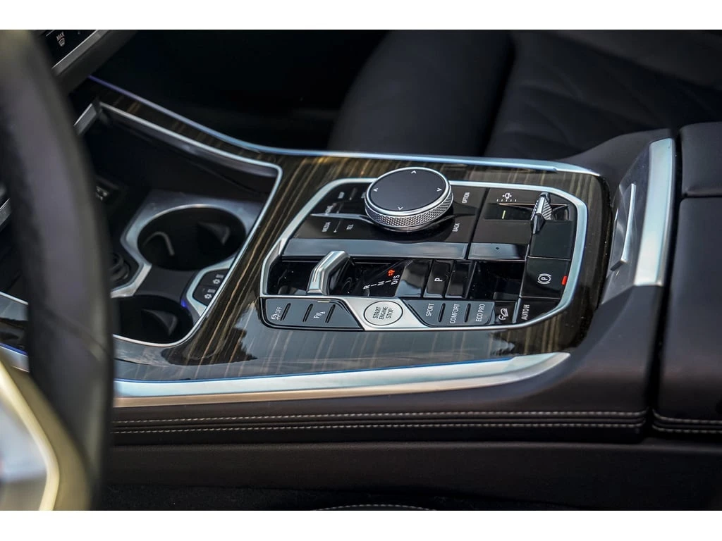 BMW X7 2023 XDRIVE40i 7 PASS 360 CAM * CARFAX*  | Mobile.bg � ����������� 16