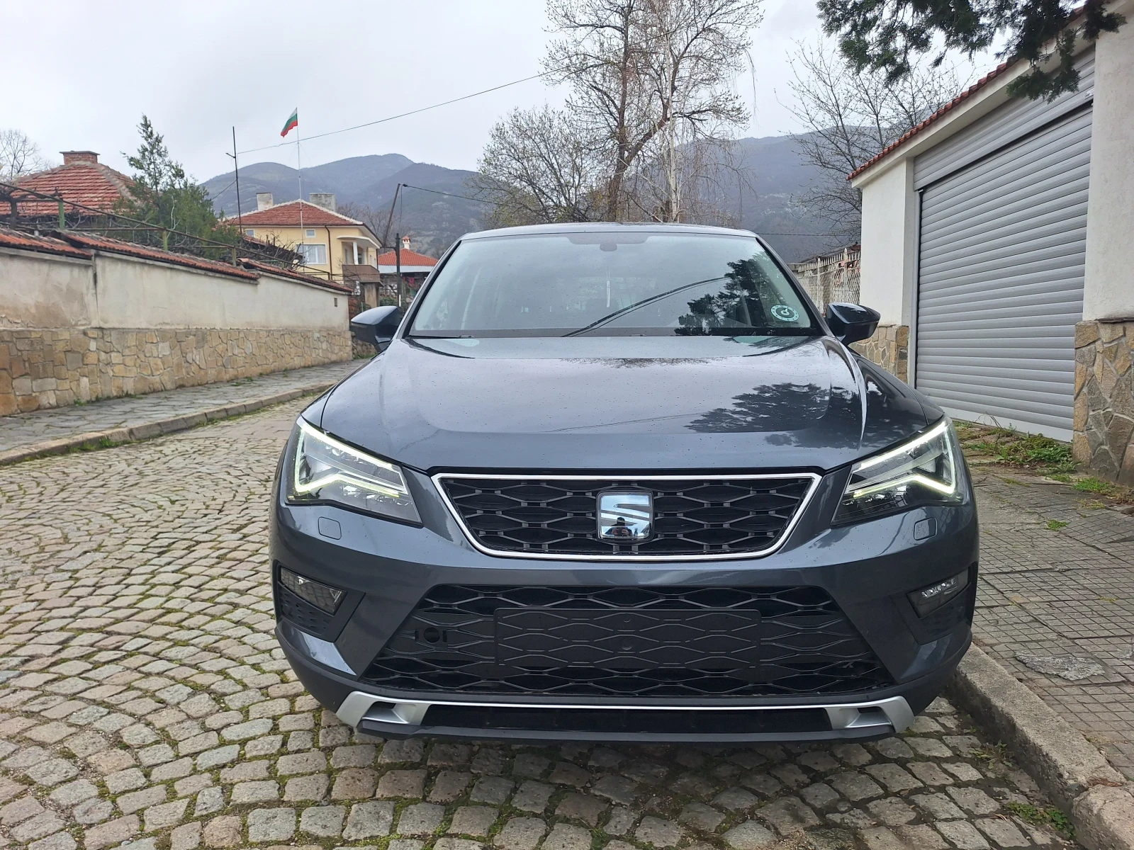 Seat Ateca 1.5 TSI * * * 95 000km* * * , снимка 2 - Автомобили и джипове - 54088405