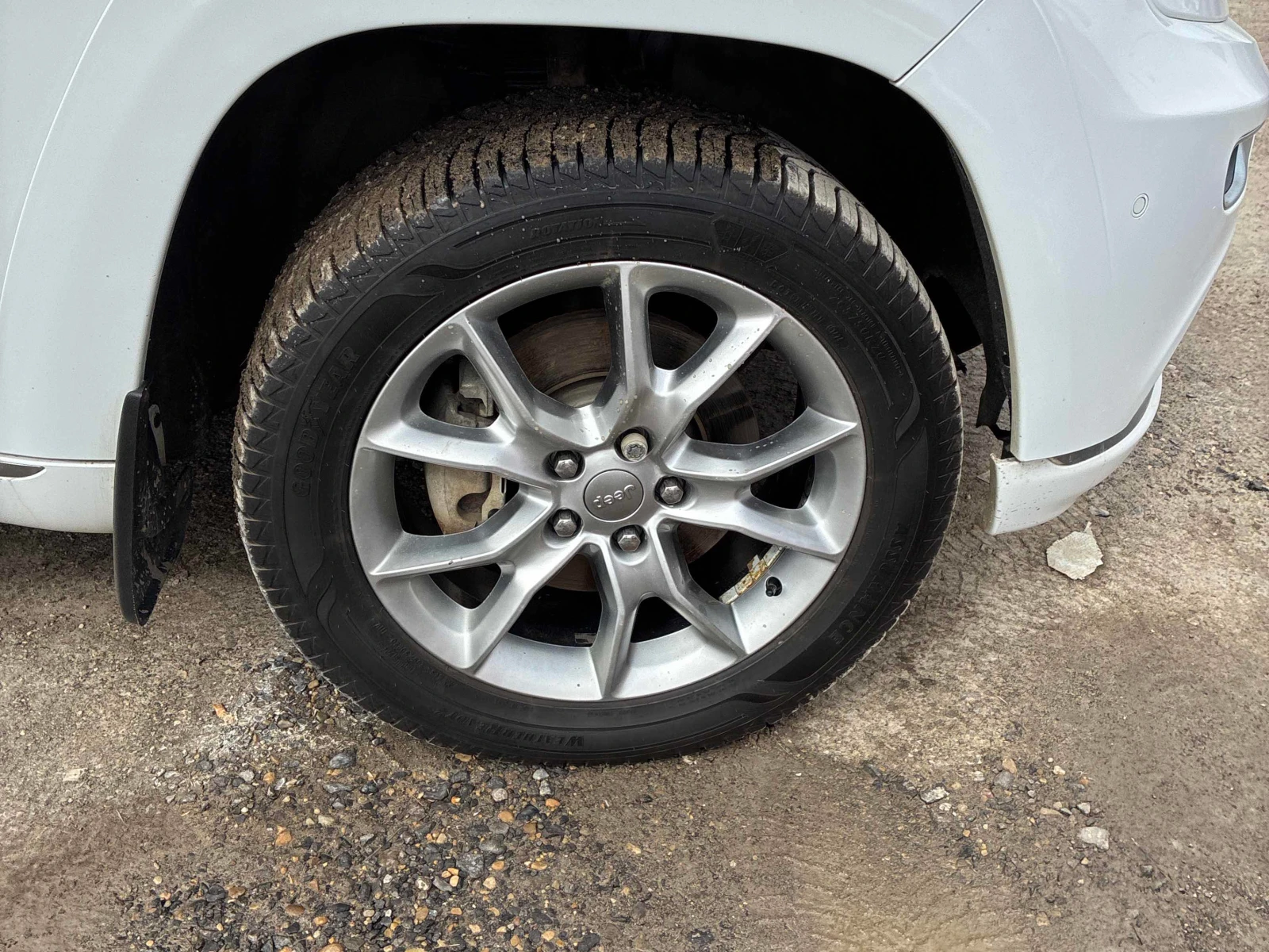 Jeep Grand cherokee Summit/AWD/5.7/1 СОБСТВЕНИК/, снимка 6 - Автомобили и джипове - 54387283