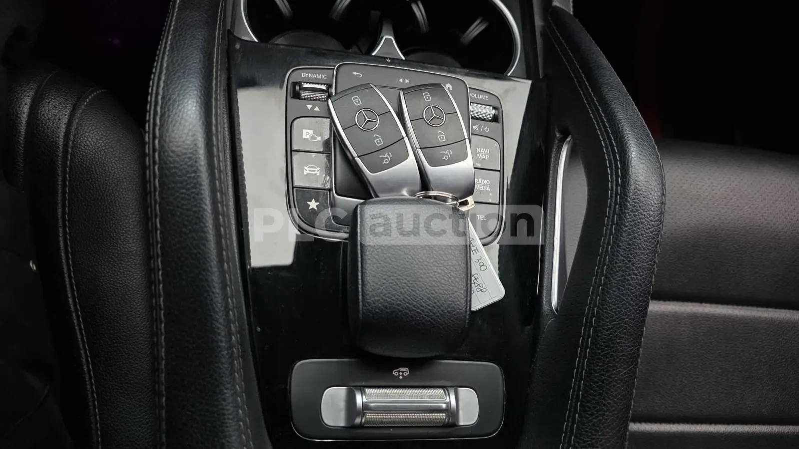 Mercedes-Benz GLE burmester* multibeam led* Parking Assist, снимка 10 - Автомобили и джипове - 54646910