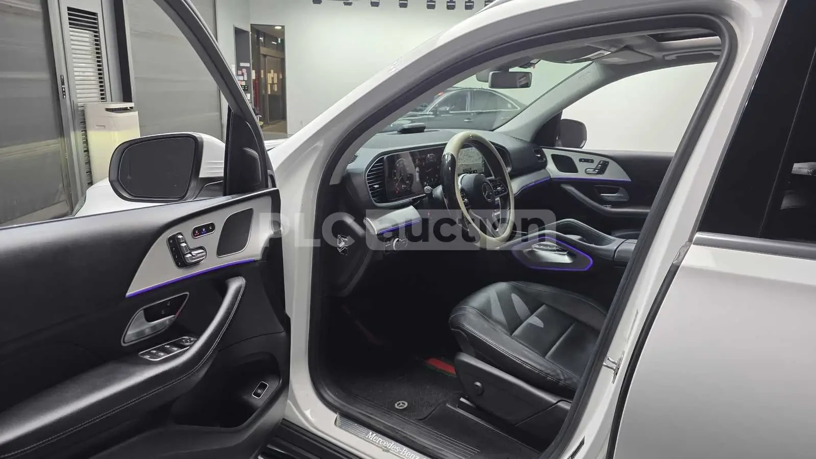 Mercedes-Benz GLE burmester* multibeam led* Parking Assist, снимка 5 - Автомобили и джипове - 54646910