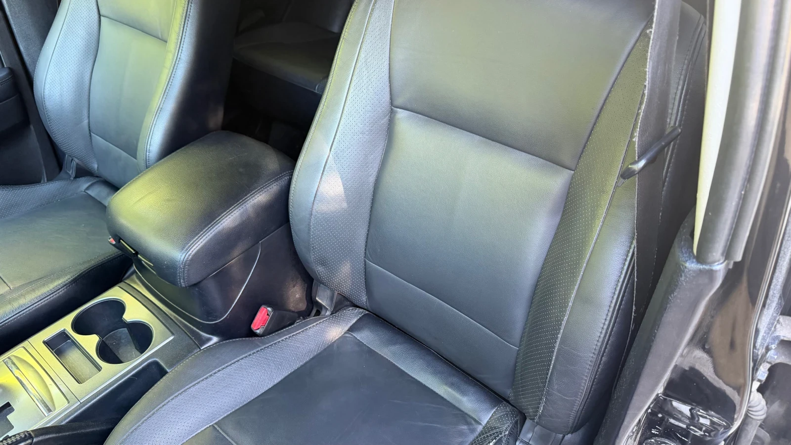 Mitsubishi Pajero 3.2D, 6+ 1, снимка 12 - Автомобили и джипове - 54714502