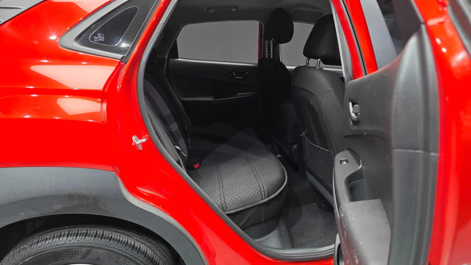 Hyundai Kona, снимка 9 - Автомобили и джипове - 54919180