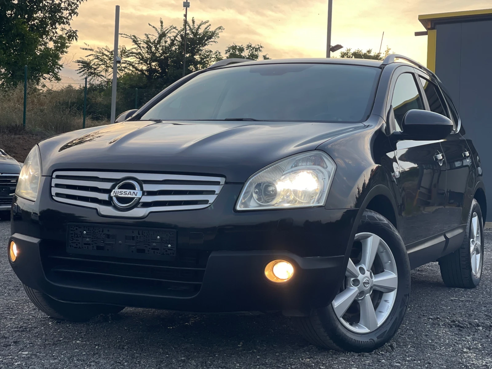 Nissan Qashqai Qashqai+ 2 АВТОМАТ ГАЗ 4х4 183000км 