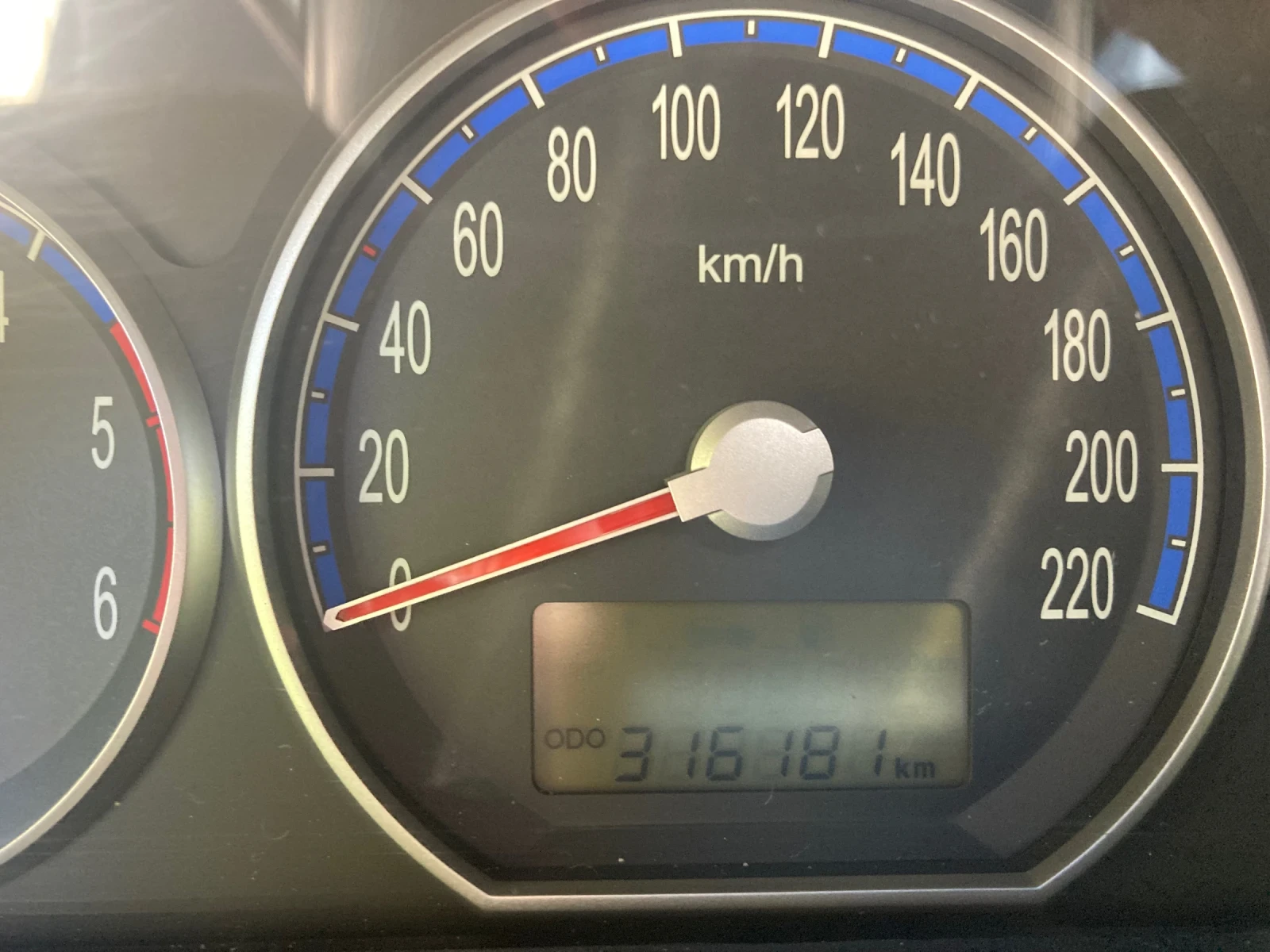 Hyundai Santa fe, снимка 8 - Автомобили и джипове - 55457528