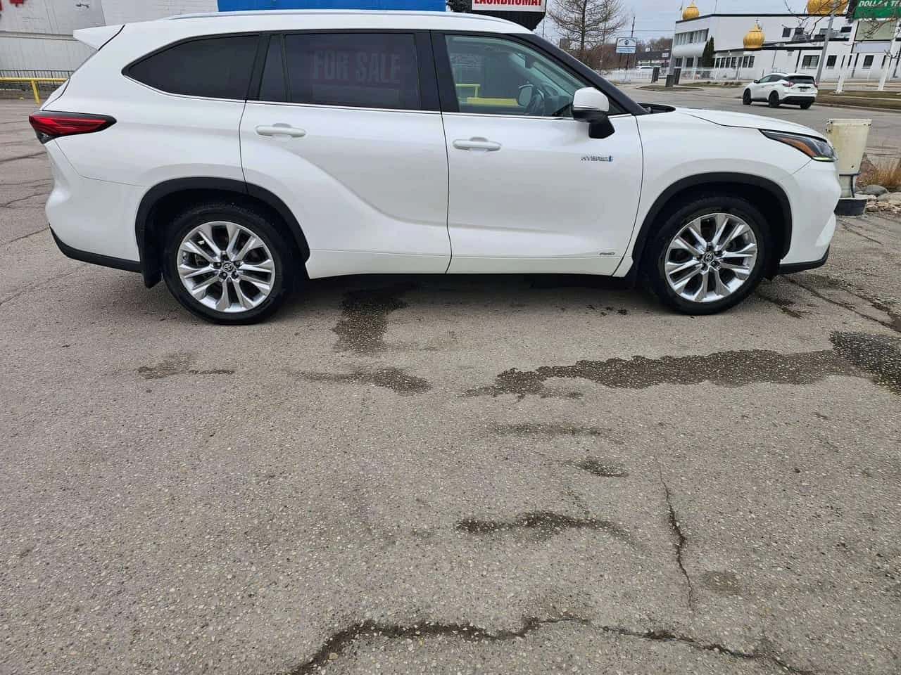 Toyota Highlander HYBRID LIMITED | 8 МЕСТЕН | AWD | CARFAX | , снимка 7 - Автомобили и джипове - 55515880