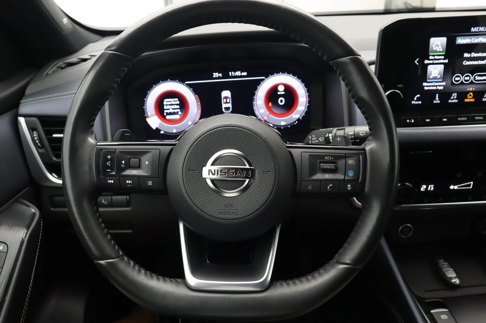 Nissan Qashqai 1.3DiG-T CVT 156HP TEKNA 4x4 , снимка 15 - Автомобили и джипове - 55562603