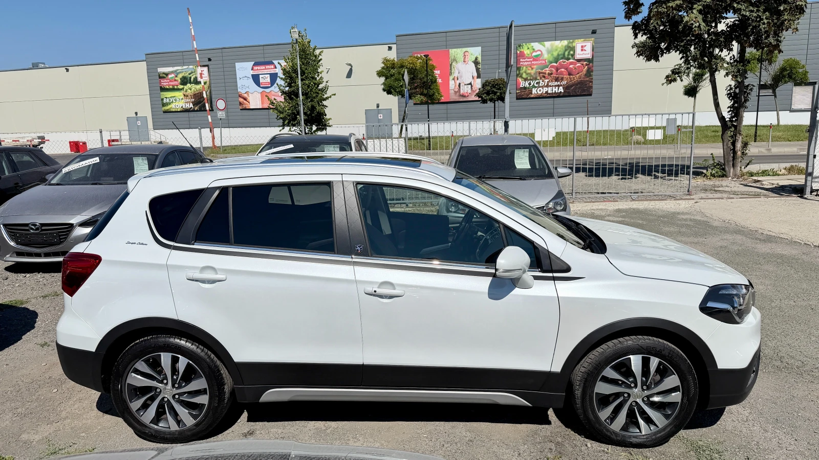 Suzuki SX4 S-Cross 4x4 Автоматик Внос ШВЕЙЦАРИЯ!PDC, LED, Автопилот, снимка 4 - Автомобили и джипове - 55815322