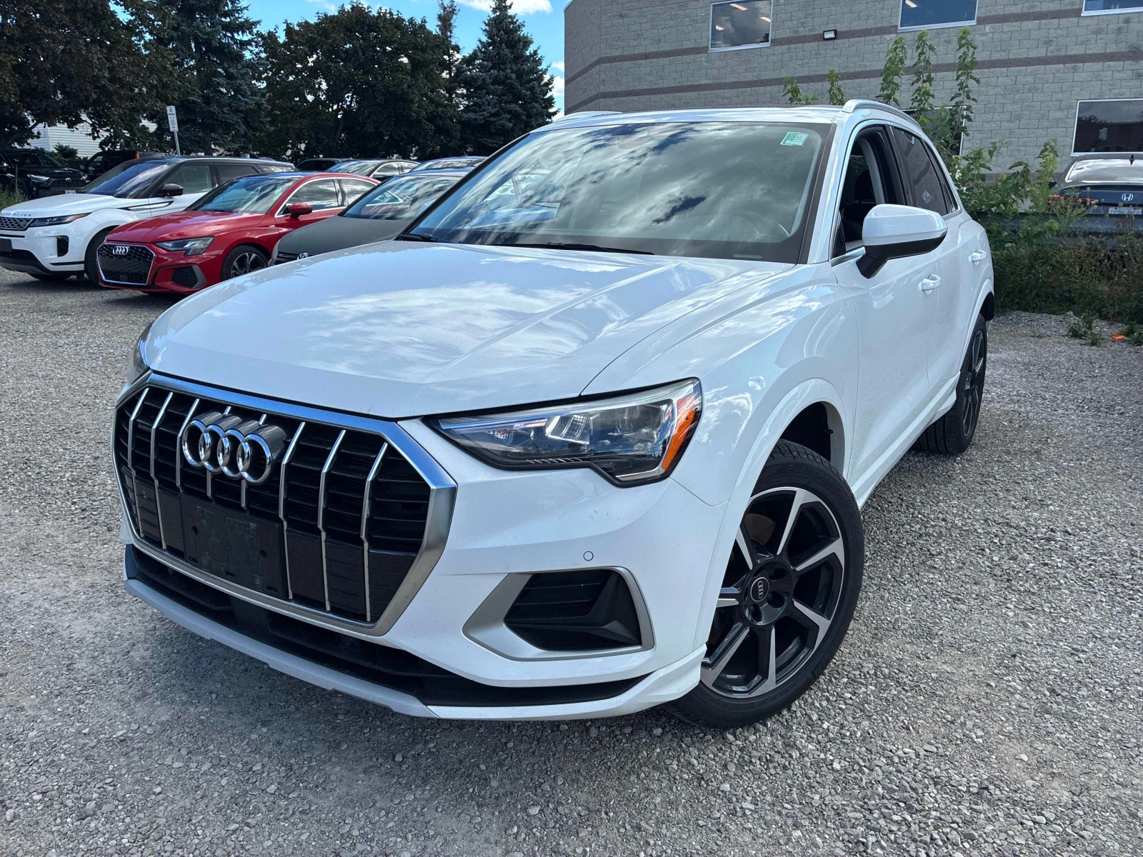 Audi Q3 * Progressiv * CARFAX * ОПЦИЯ ЗА ФИНАНСИРАНЕ