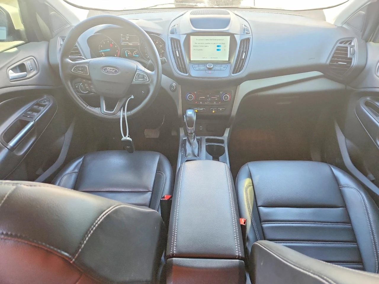 Ford Escape 1.5l Sel, снимка 8 - Автомобили и джипове - 56215108