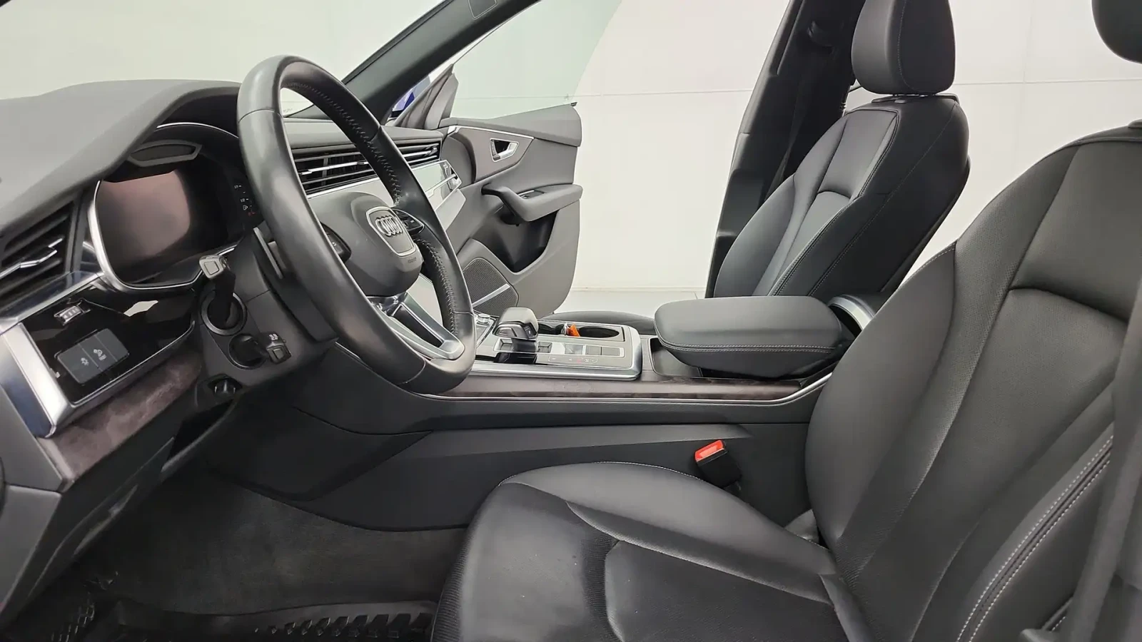 Audi Q8 55TFSI* MATRIX* S* LINE* BANG* OLUFSEN* ���������* | Mobile.bg � ����������� 15