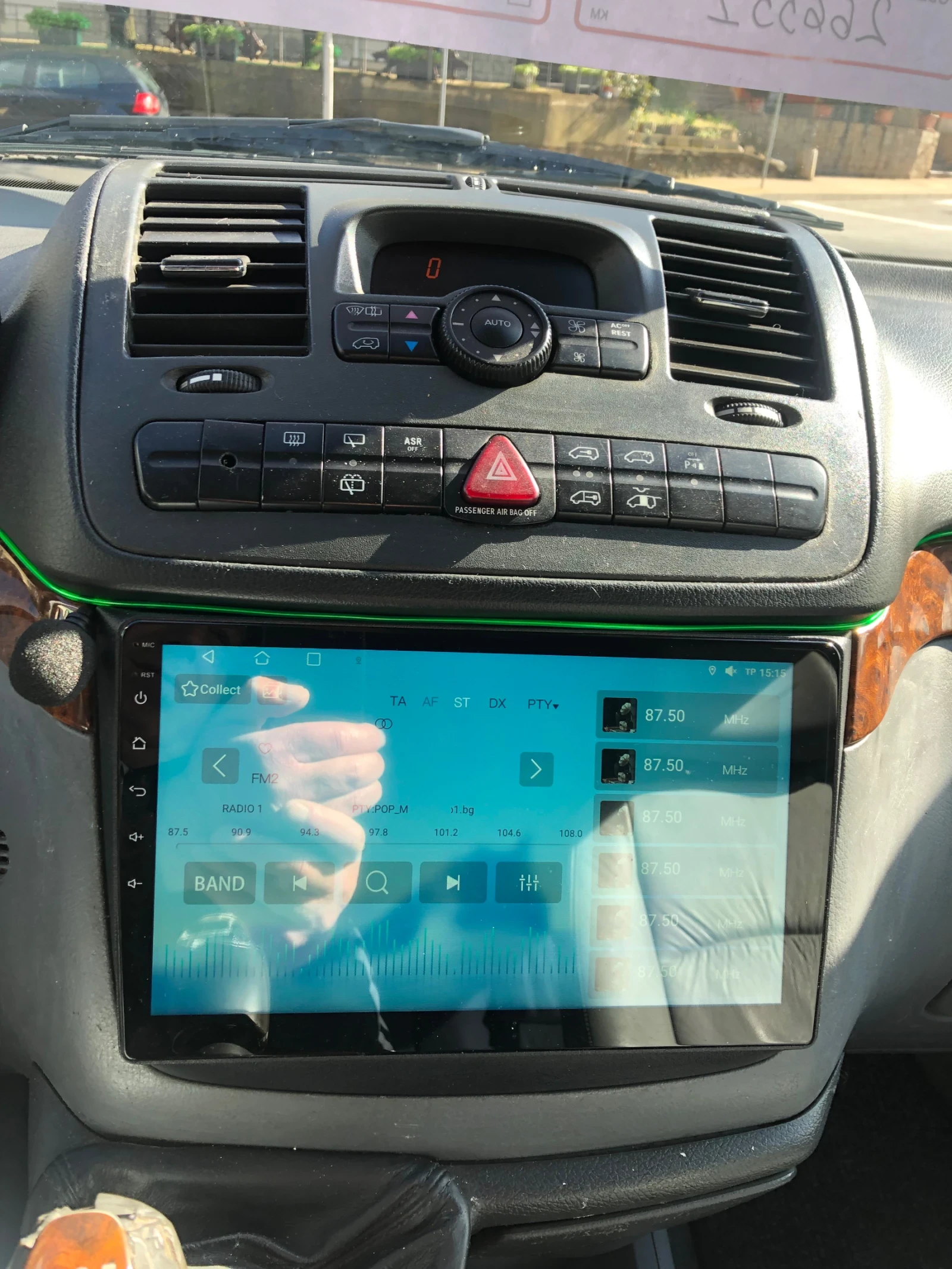 Mercedes-Benz Viano 2.2d, снимка 15 - Бусове и автобуси - 54163759