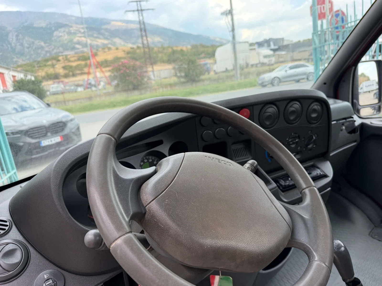 Iveco Daily 2.8HPT* 3.70 метра каросерия, снимка 3 - Бусове и автобуси - 55927390