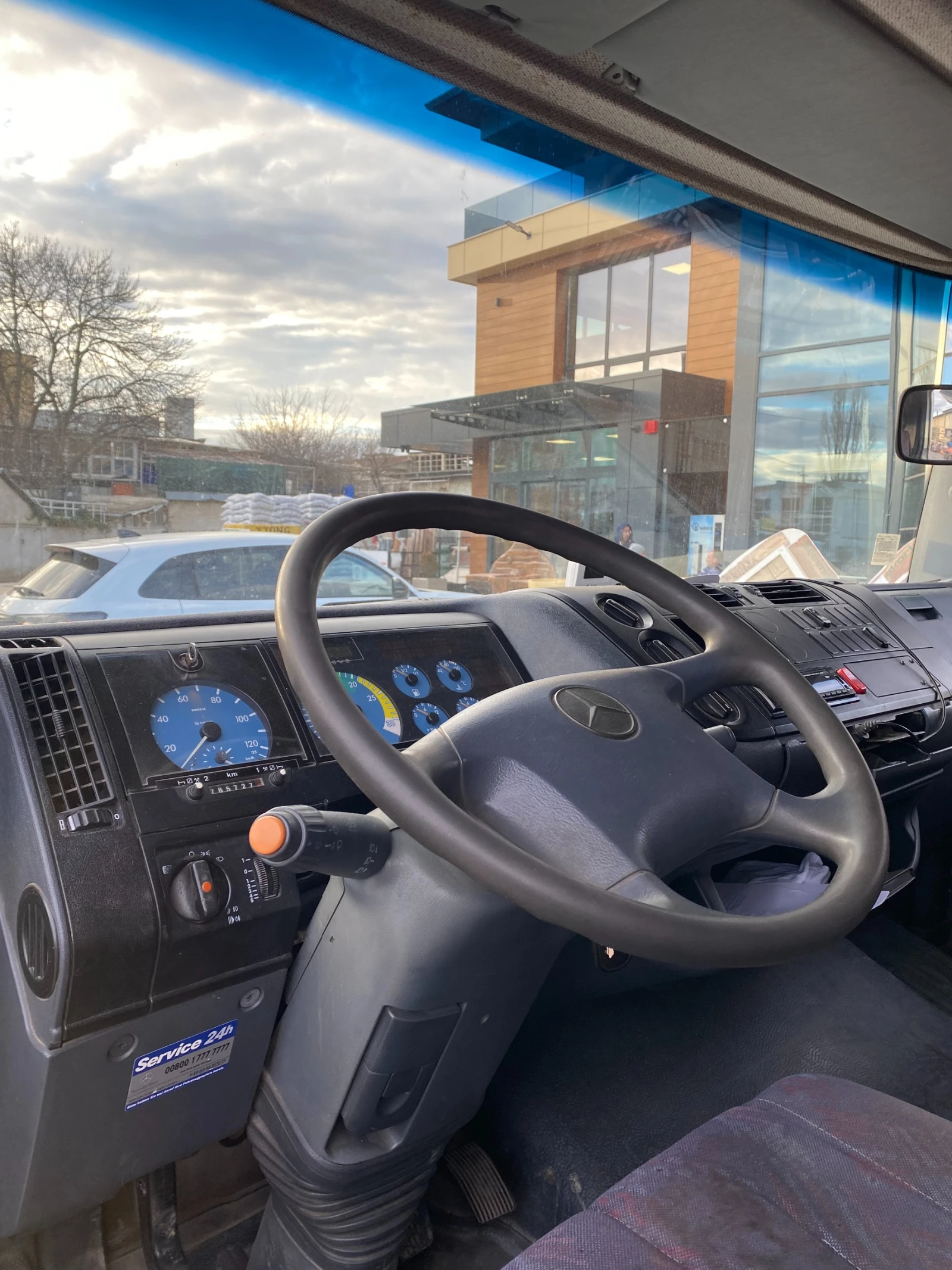 Mercedes-Benz Atego 815 - изображение 6