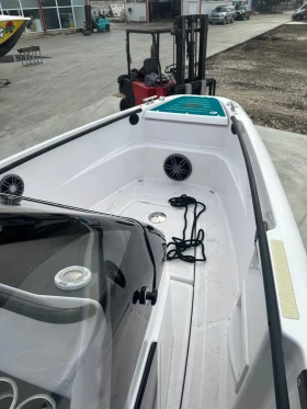 ������� ���� Axopar 22 JOBE | Mobile.bg � ����� ������ 12