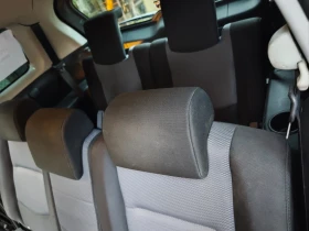 Mazda 5 7 местна, снимка 12