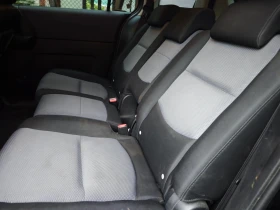 Mazda 5 7 местна, снимка 11