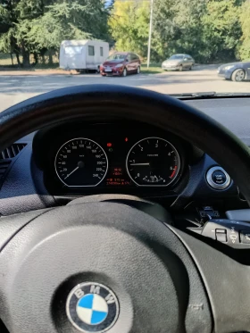 BMW 118 - 4100 € - 27465687 8