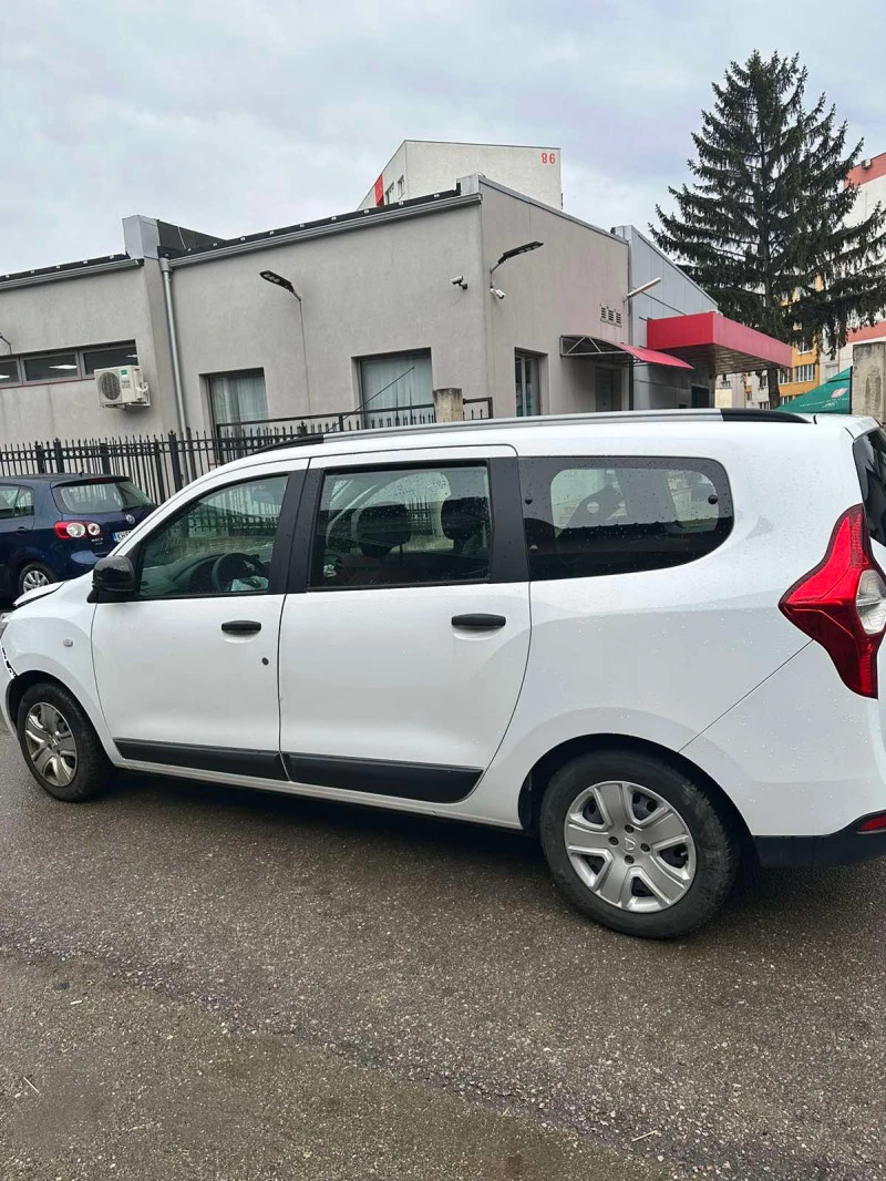 Dacia Lodgy 1.6i, снимка 1 - Автомобили и джипове - 40026486