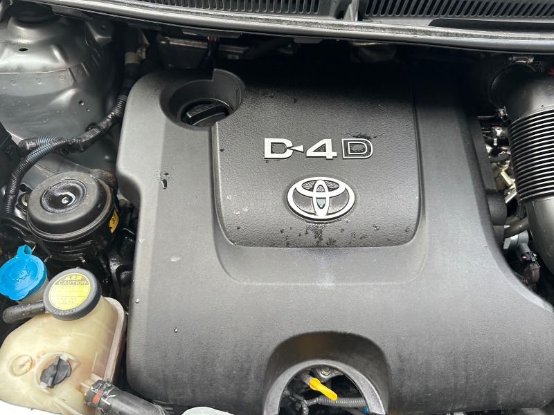 Toyota Yaris 1.4 D * АВТОМАТ* , снимка 12 - Автомобили и джипове - 44399544
