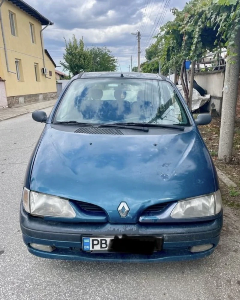 Renault Megane, снимка 1 - Автомобили и джипове - 47471428