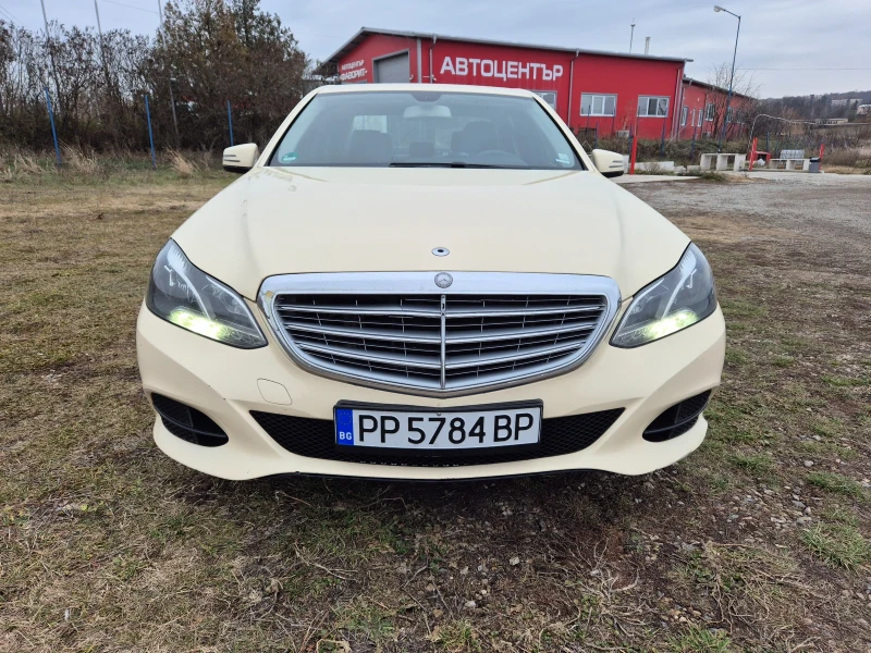 Mercedes-Benz E 200, снимка 1 - Автомобили и джипове - 48409019