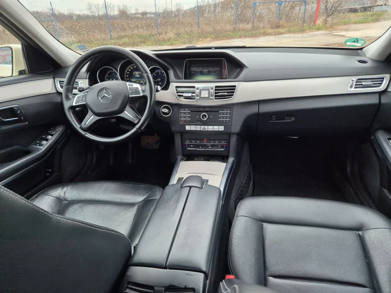 Mercedes-Benz E 200, снимка 8 - Автомобили и джипове - 48409019