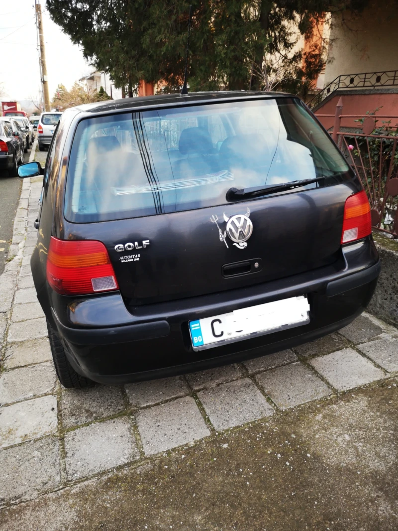 VW Golf, снимка 4 - Автомобили и джипове - 48766356