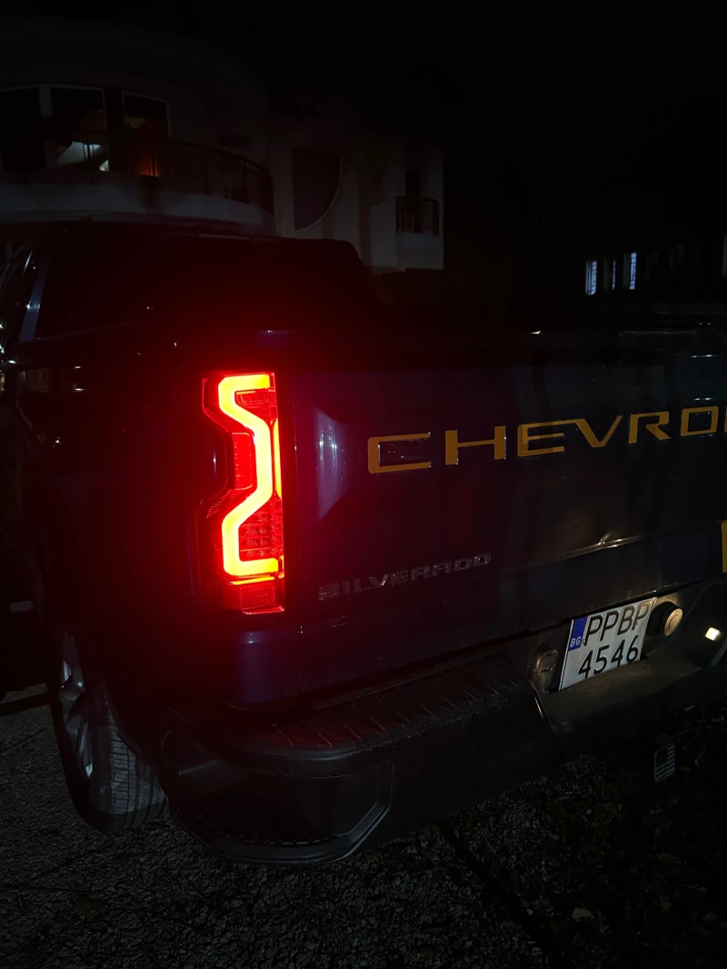 Chevrolet Silverado Crew Cab 1500 LT, снимка 12 - Автомобили и джипове - 48769374