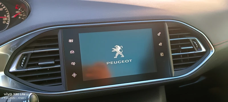 Peugeot 308 GT line, снимка 14 - Автомобили и джипове - 49439007