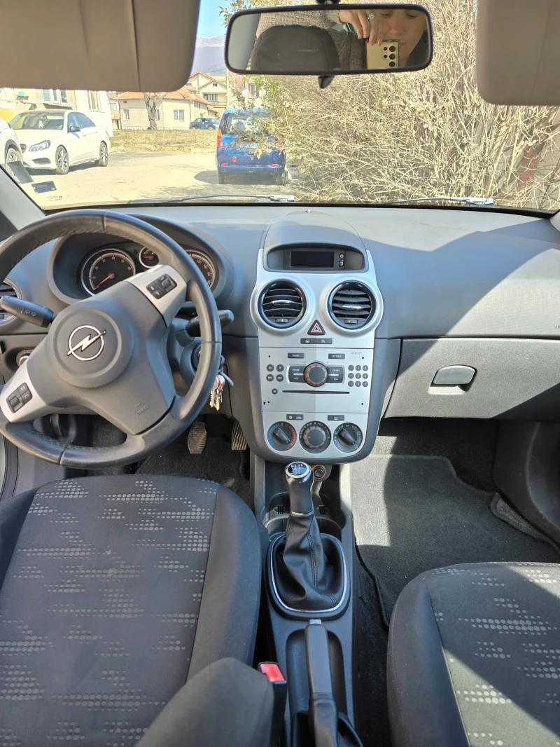 Opel Corsa, снимка 8 - Автомобили и джипове - 49442114