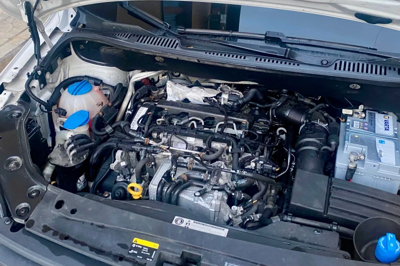 VW Caddy 2.0 TDI  105к.с., снимка 10 - Автомобили и джипове - 53137235