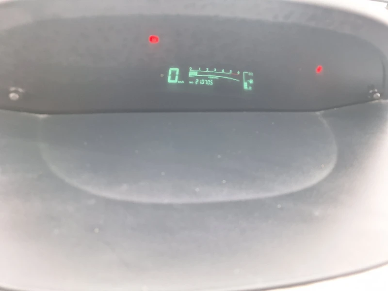 Toyota Yaris 1.4d4d, снимка 12 - Автомобили и джипове - 53464542