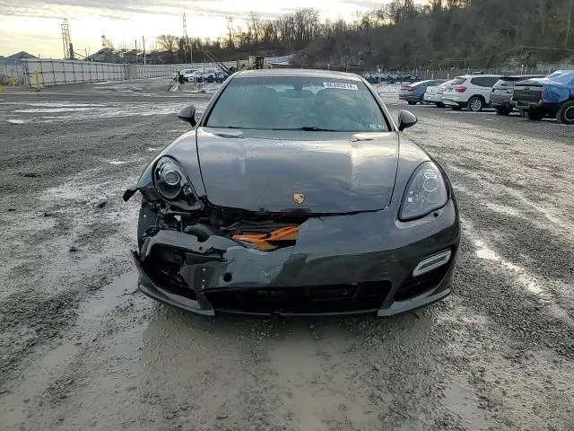 Porsche Panamera 4.8L 8 All wheel drive, снимка 9 - Автомобили и джипове - 48540440