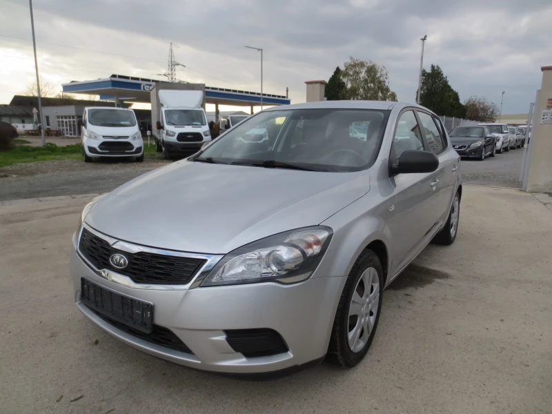 Kia Ceed 1.4 i* 116000XIL.KM. - 7900 лв. / 4039.21 € - 15378966 1