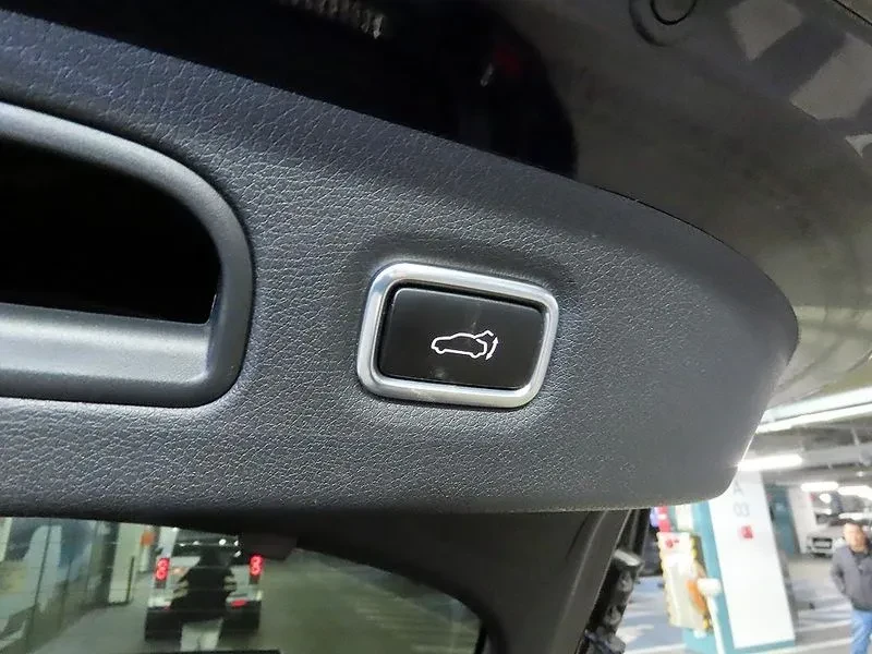 Kia Stinger 2.0 turbo 2WD, снимка 15 - Автомобили и джипове - 55557867