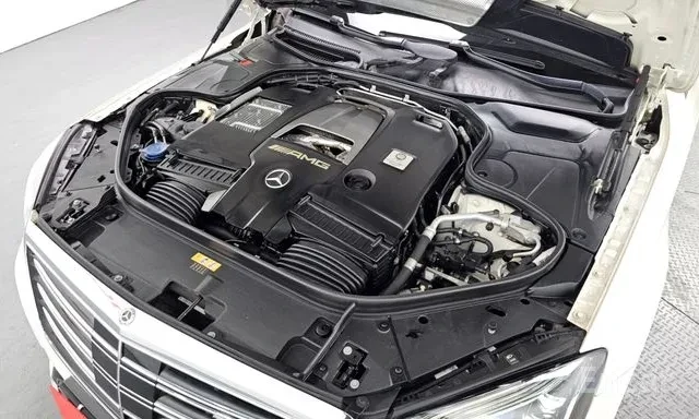 Mercedes-Benz S 63 AMG 4MATIC+ , снимка 16 - Автомобили и джипове - 55773029