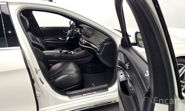 Mercedes-Benz S 63 AMG 4MATIC+ , снимка 8 - Автомобили и джипове - 55773029