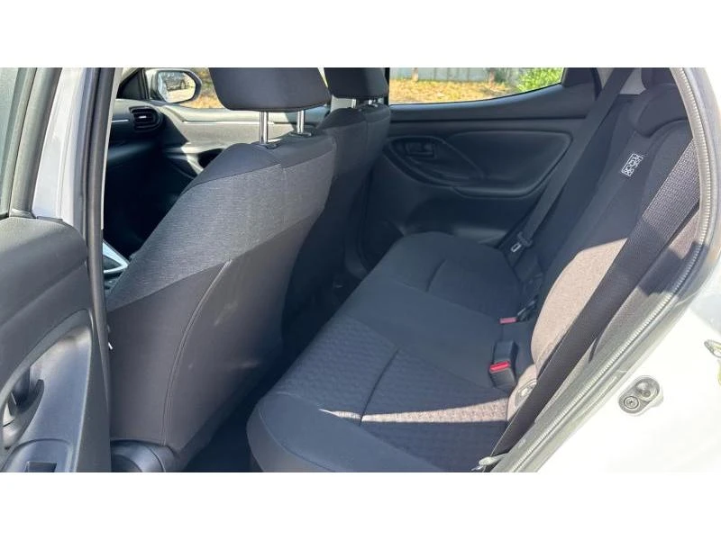 Toyota Yaris 1.5HSD TREND | Mobile.bg � ����������� 11