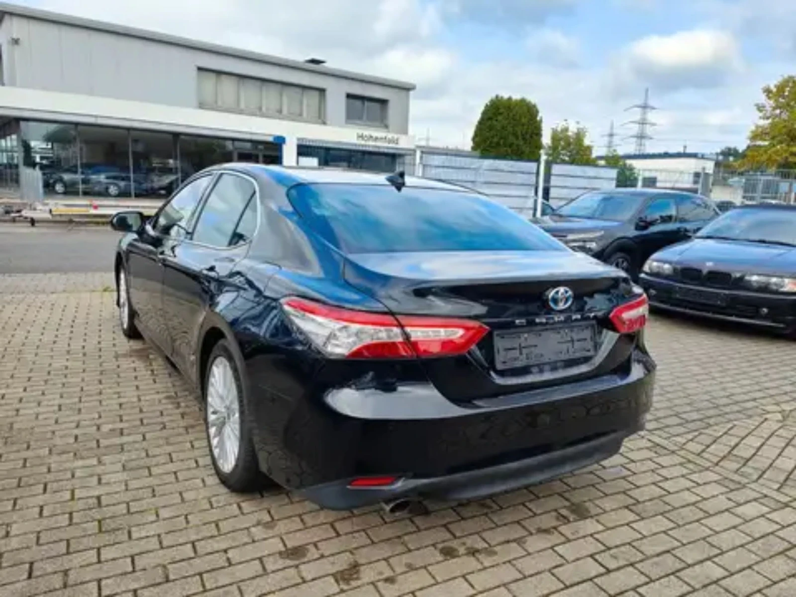 Toyota Camry 2.5 Hybrid - изображение 3